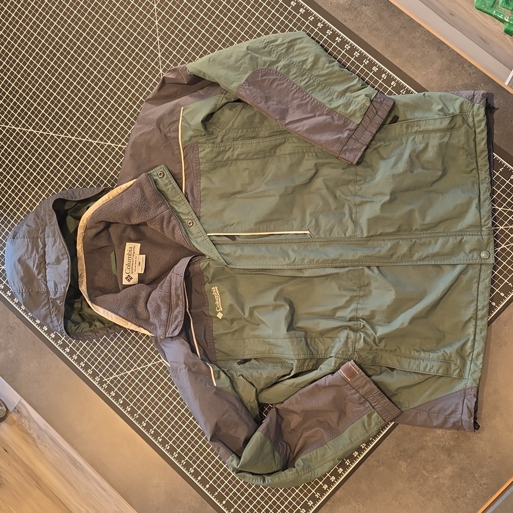 Columbia Men's Olive and Charcoal Waterproof Winter Jacket  - RN 69724 CA 05367